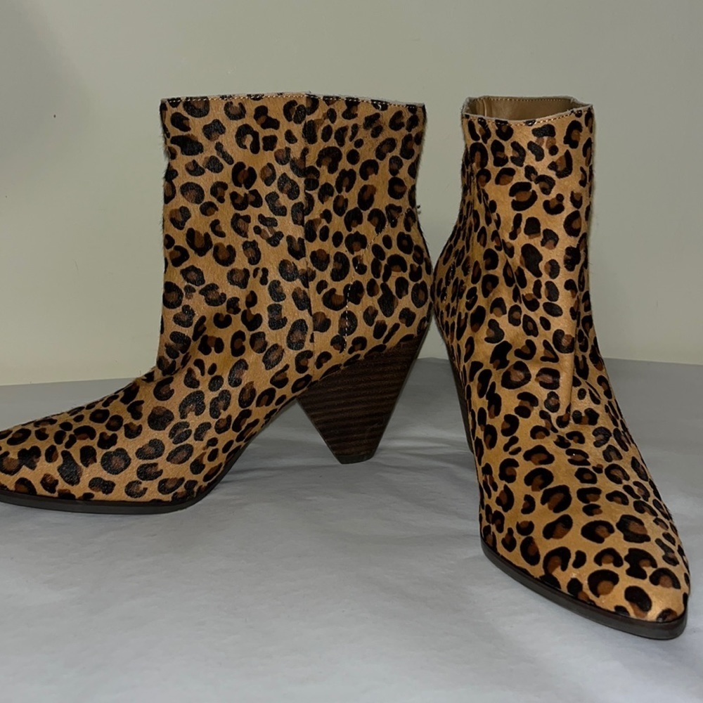 Lucky brand, genuine calf hair, animal print booties, new